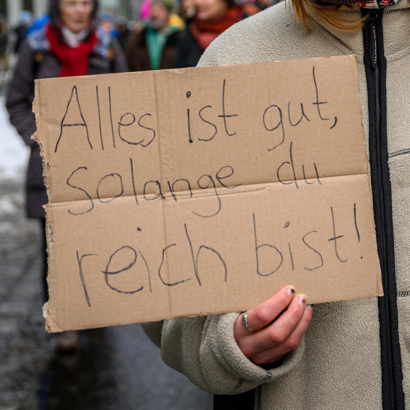 Zukunftssorgen? Selbst Großeltern lassen ihre Enkel im Stich - Silke Borgstedt (Sinus-Institut) episode artwork