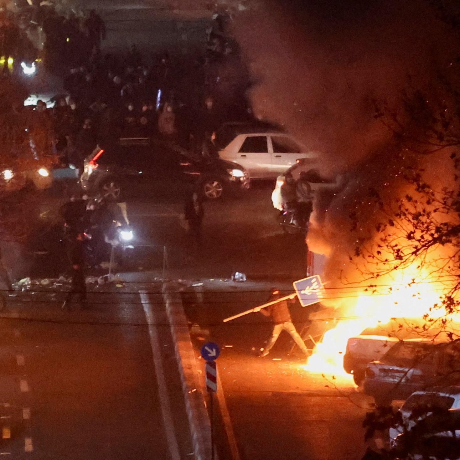 "Auch konservative Iraner erkennen: Die Führung ist für die Misere verantwortlich" "Auch konservative Iraner erkennen: Die Führung ist für die Misere verantwortlich"