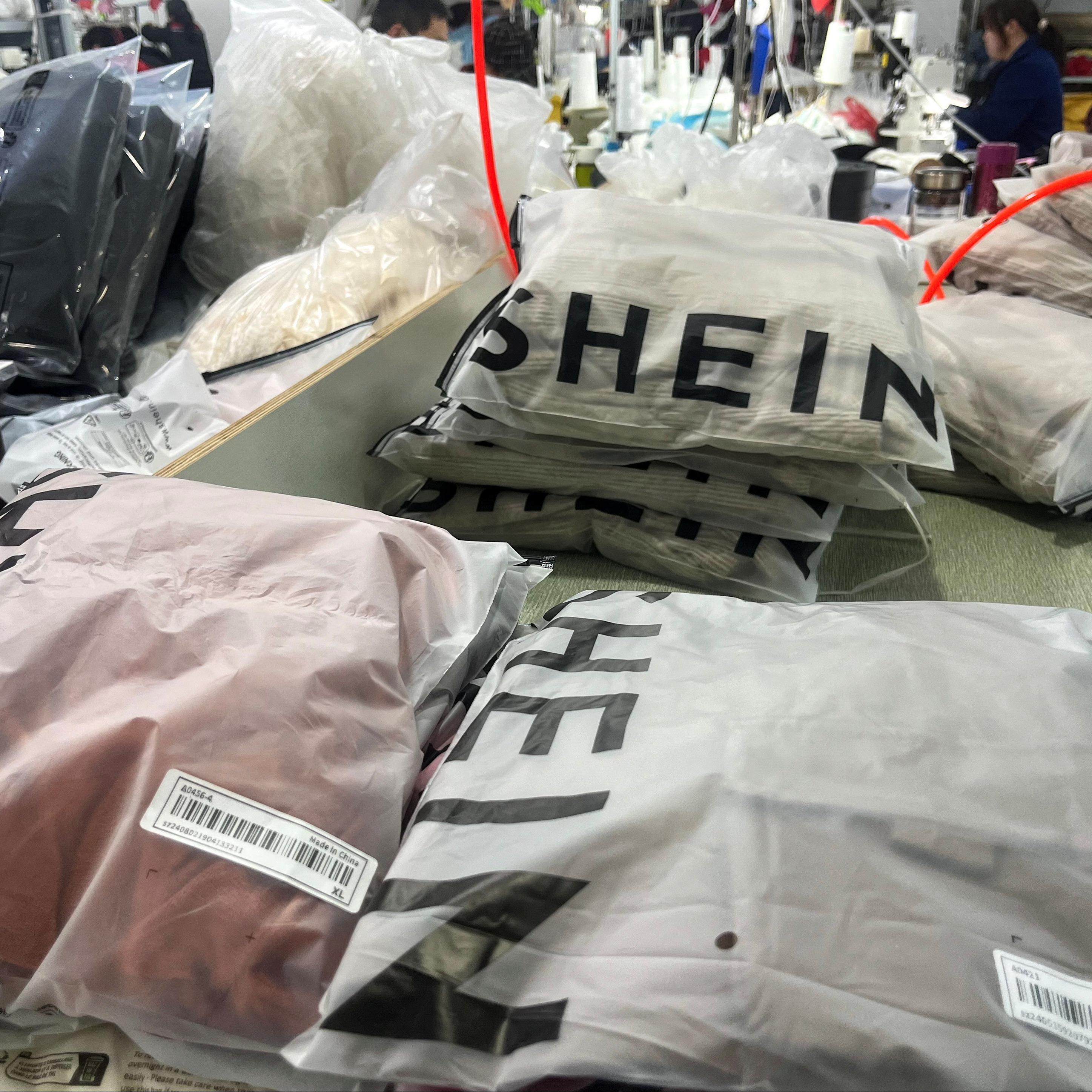 Akkordarbeit für Shein: "Die Arbeitszeiten sind auch nach chinesischen Verhältnissen absolut illegal"