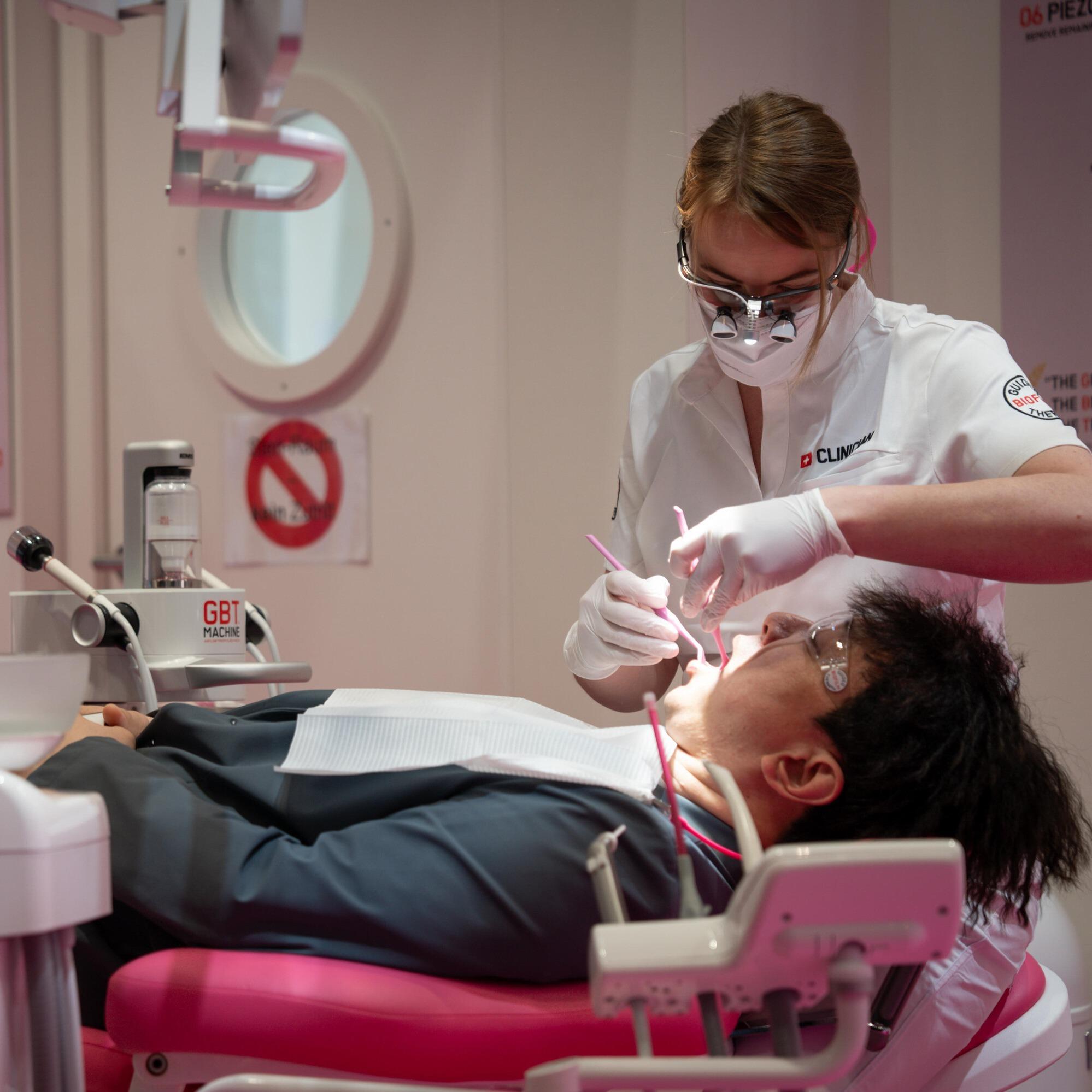 Wie ein Zahnärzte-Versorgungswerk die Renten seiner Mitglieder verzockt hat