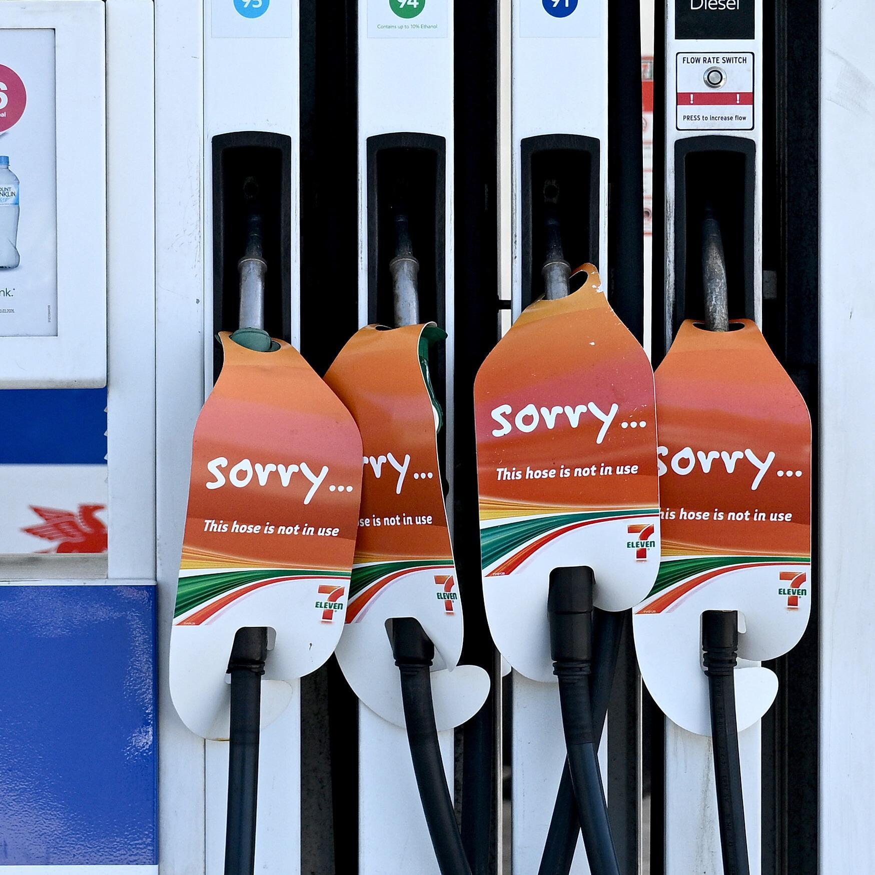 Australien geht der Treibstoff aus: Wilde Szenen an der Zapfsäule